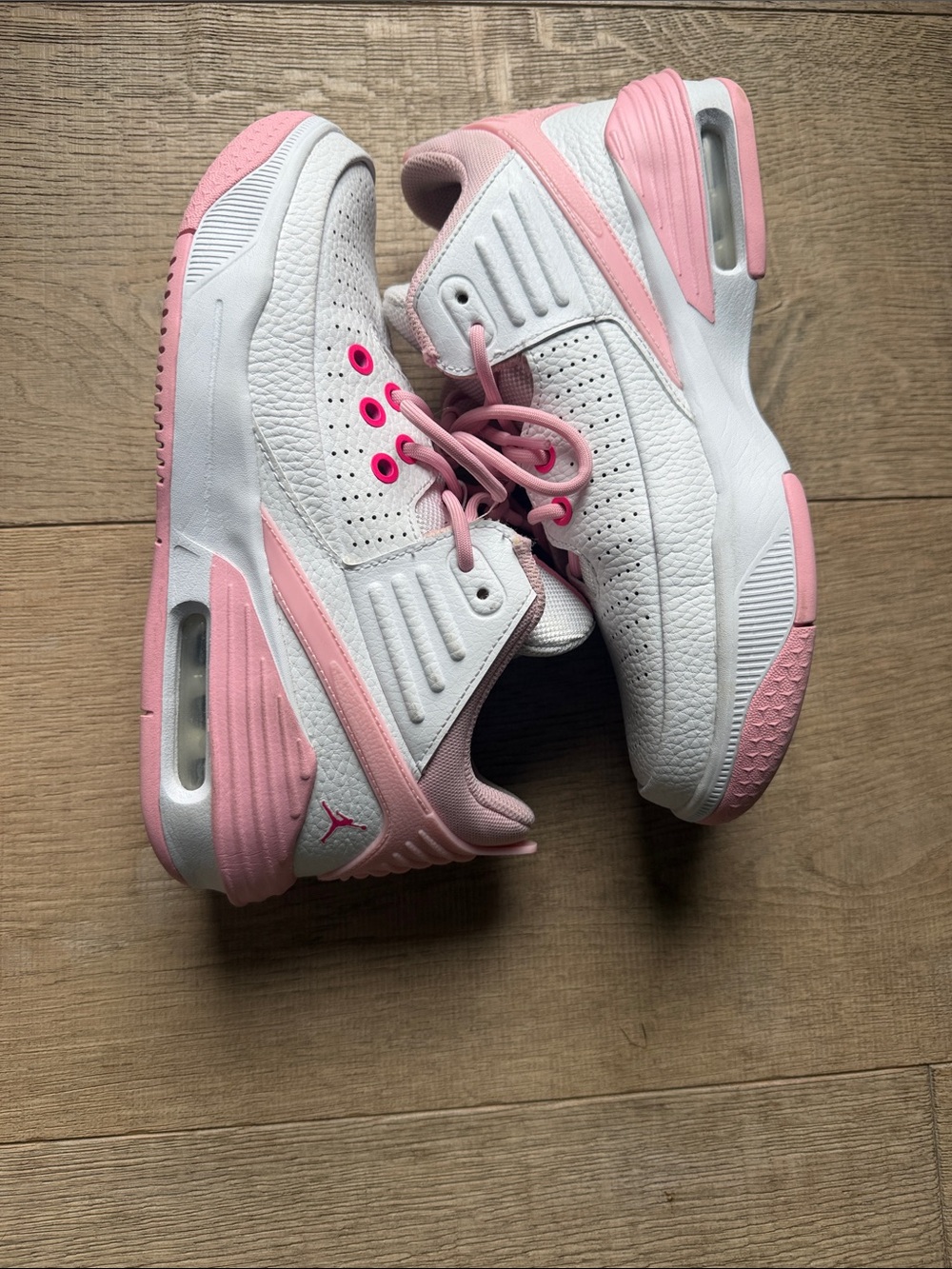 Air Jordan White & Pink basketball Sneakers